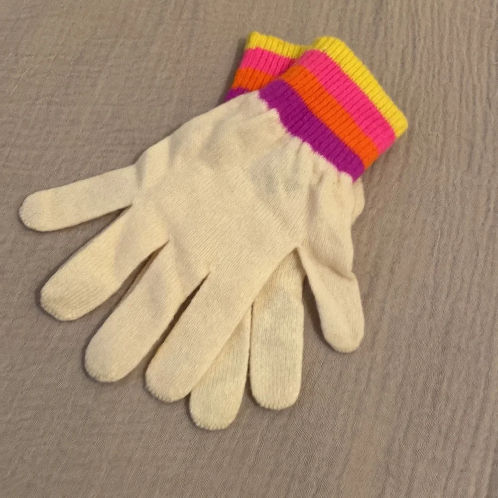 SCOTT & SCOTT LONDON Cream Mittens with Pink, Orange, and Purple Stripes